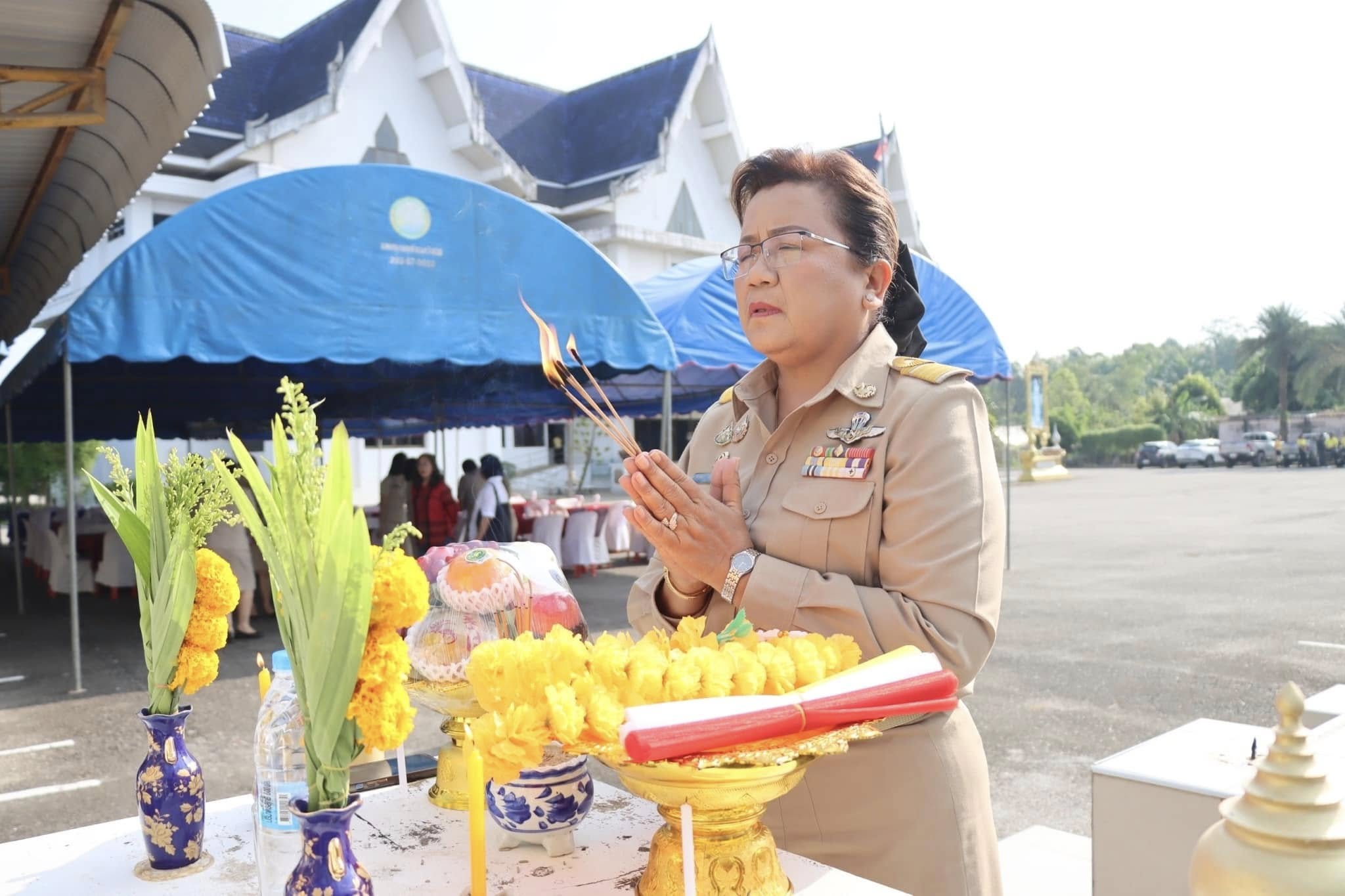 ต้อนรับปลัดเทศบาลตำบลวังไผ่และผู้อำนวยการกองช่าง พร้อมคณะผู้เดินทางมาส่ง
