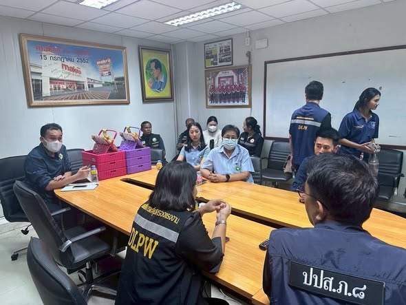 เข้าร่วมดำเนินการตรวจปัสสาวะเพื่อตรวจหาสารเสพติดในสถานประกอบกิจการ จำนวน 161ราย ตามโครงการการจัดทำระบบมาตรฐานการป้องกันและแก้ไขปัญหายาเสพติดในสถานประกอบกิจการ(มยส) และโครงการโรงงานสีขาว ประจำปีงบประมาณ 2569 ✅ คลิ๊ก Link ด้านล่างเพื่อดูข้อมูล👇