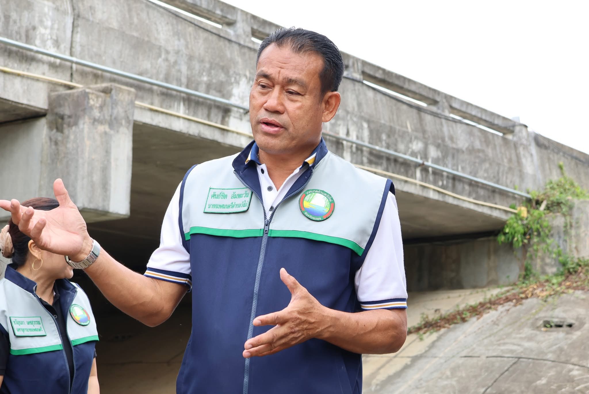 ลงพื้นที่ตรวจสอบเรื่องร้องเรียนและทราบถึงปัญหาความเดือดร้อนของพี่น้องประชาชน