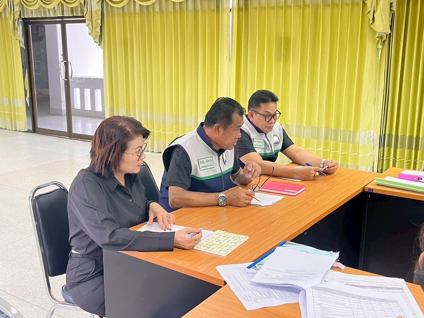 ประชุมพิจารณาจัดทำร่างเทศบัญญัติงบประมาณรายจ่าย ประจำปีงบประมาณ พ.ศ. 2570”