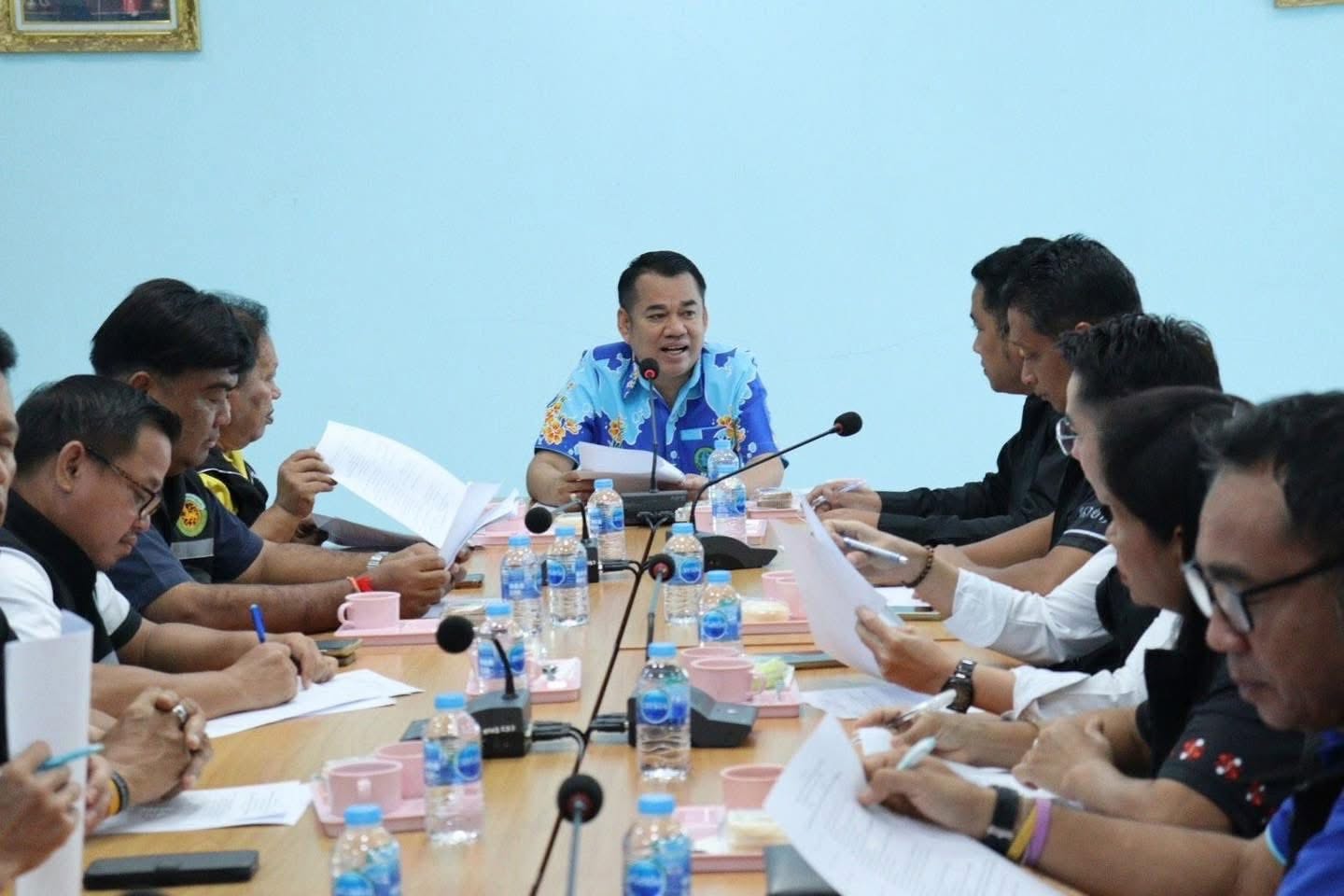 มประชุมเตรียมความพร้อมในการจัดโครงการองค์การบริหารส่วนจังหวัดชุมพรพบประชาชน ประจำปีงบประมาณ พ.ศ. ๒๕๖๙ ครั้งที่ ๓