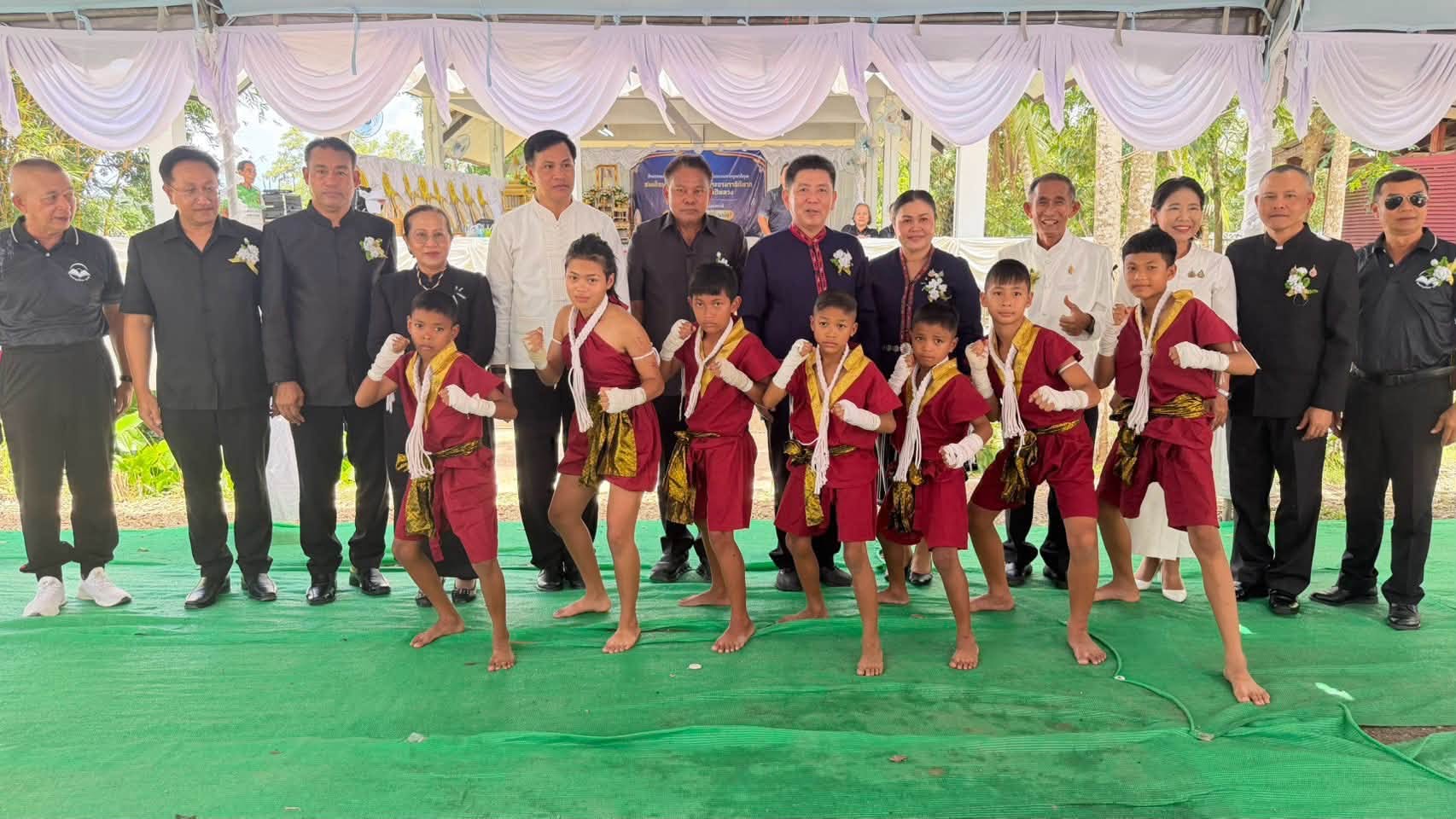เทศบาลตำบลวังไผ่ ￼ร่วมกิจกรรม "ทำบุญให้แม่ ดูแลบ้านพ่อ" เนื่องในโอกาสวันแม่แห่งชาติ 12 สิงหาคม 2569